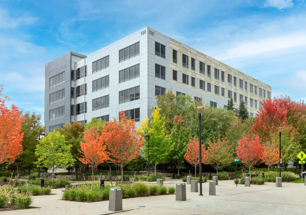 Cambridge Discovery Park, Building 100